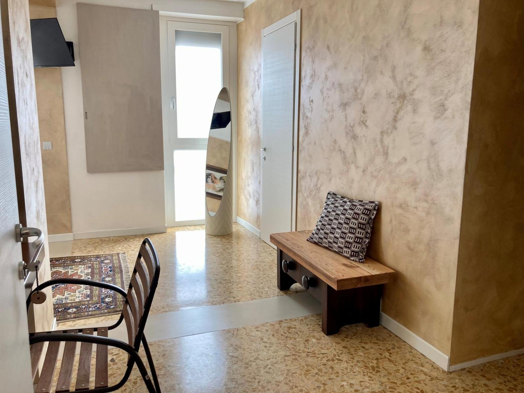 T-Rooms Bassano del Grappa Eksteriør billede